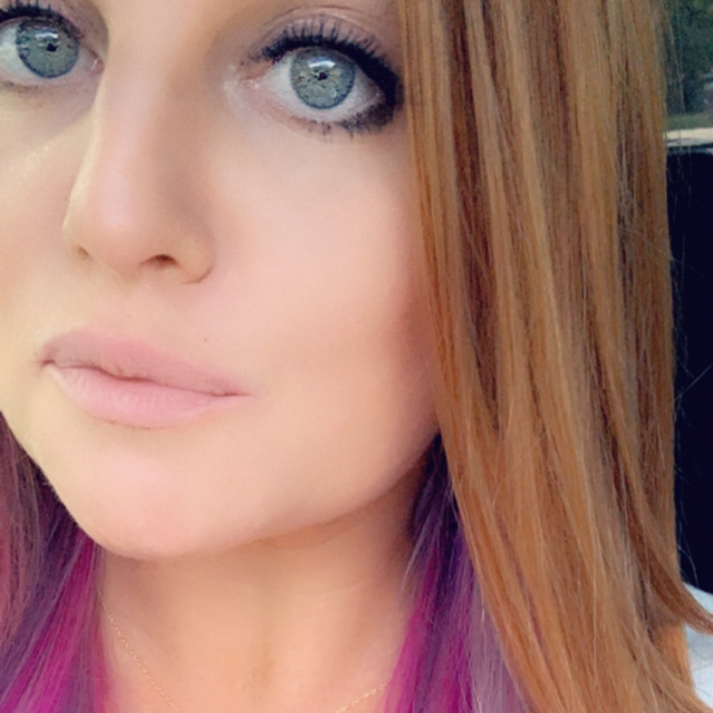 Meet your Posher, Ashley
